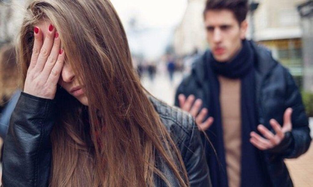 5 Alasan Wanita Mudah Bosan dalam Hubungan