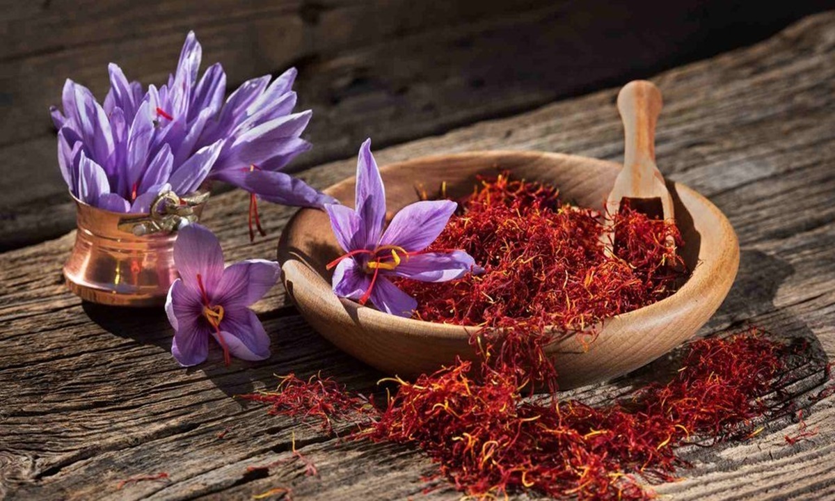  Manfaat  Bunga  Saffron Untuk  Kesehatan  BeritaGesit