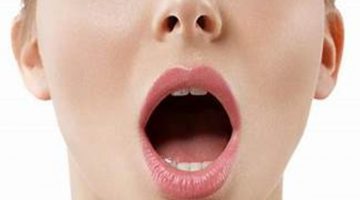 18 Cara Menghilangkan Bau Mulut yang Ampuh dan Aman