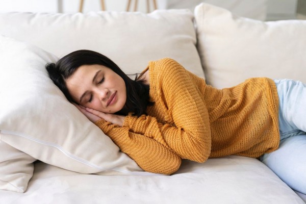 5 Kesalahan saat Tidur Siang yang Bikin Tubuh Gak Fit